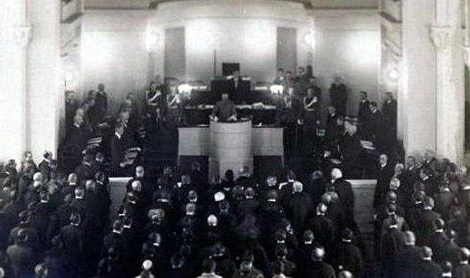 Photograph of the event. The building of the Alexandrian-Marian Institute in Warsaw.